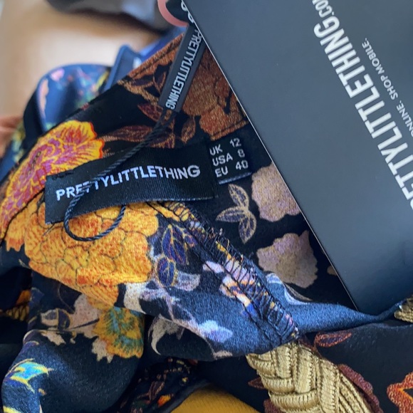 Satin Black Crop Top - Picture 5 of 5